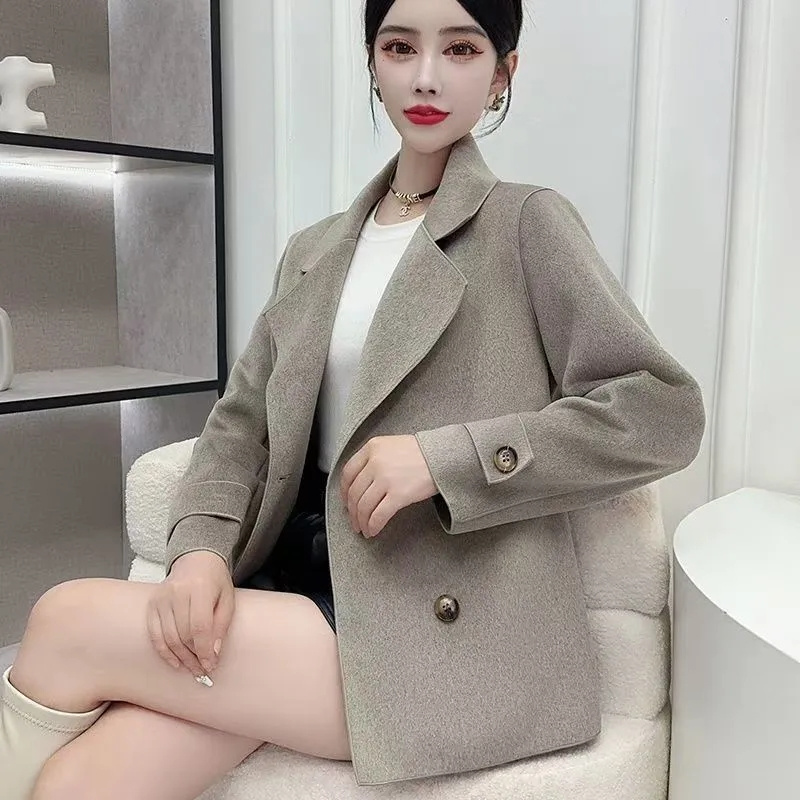 Осенне-зимнее черное шерстяное – обзор и цена Wool Coat Peacoat